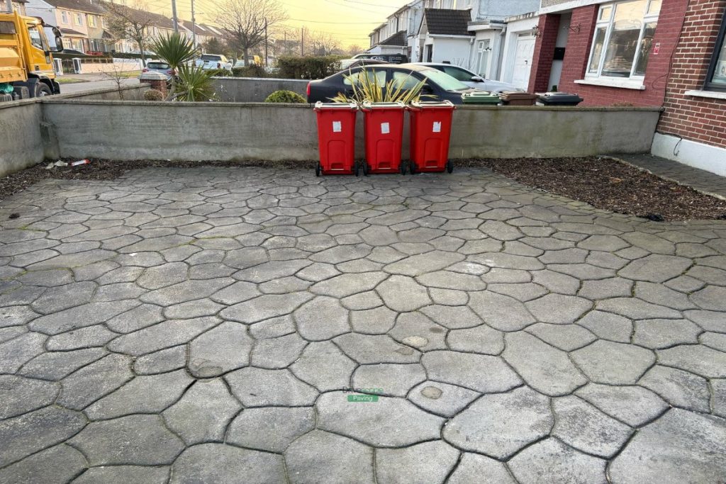 Asphalt Driveway with Corrib Granite Border and Bull-Nose Step in Glasnevin, Dublin (1)