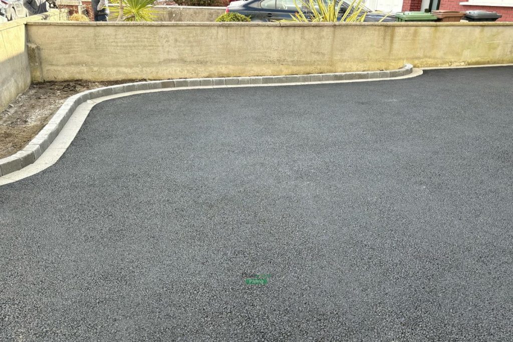 Asphalt Driveway with Corrib Granite Border and Bull-Nose Step in Glasnevin, Dublin (4)