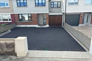 Asphalt Driveway with Corrib Granite Border and Bull-Nose Step in Glasnevin, Dublin (7)