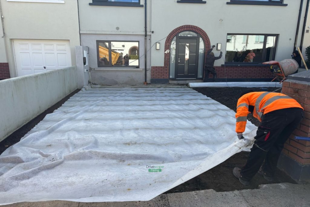 Asphalt Driveway with Granite Borders and Cobblestone Apron in Terenure, Dublin (3)