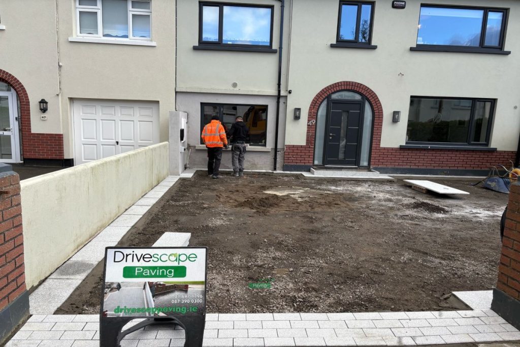 Asphalt Driveway with Granite Borders and Cobblestone Apron in Terenure, Dublin (4)
