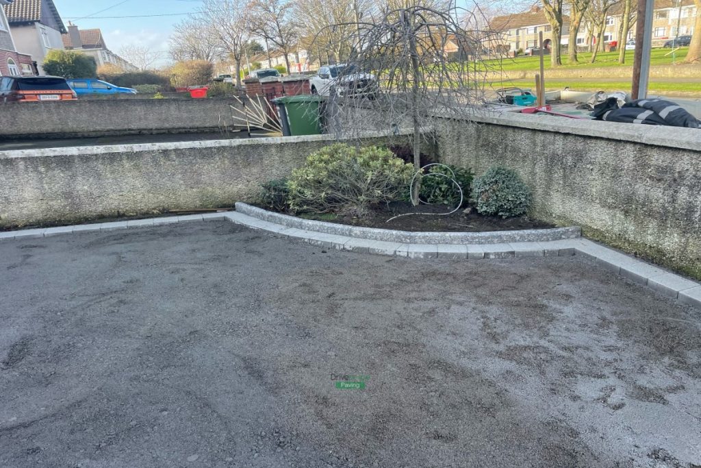 Asphalt Driveway with Silver Granite Borders and Apron in Glasnevin, Dublin (3)