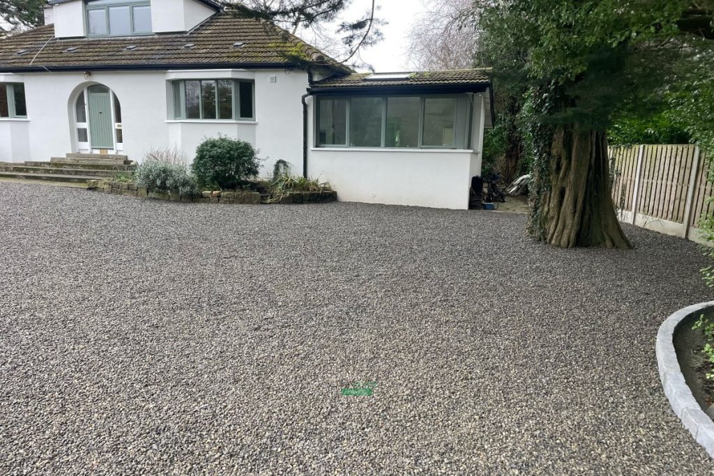 Gravelled Driveway with Mellifont Kerbing and Granite Pillars in Kilmacanogue, Co. Wicklow (5)