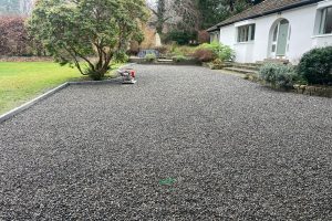 Gravelled Driveway with Mellifont Kerbing and Granite Pillars in Kilmacanogue, Co. Wicklow (7)