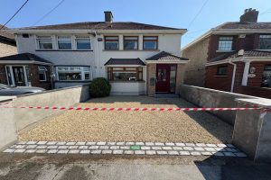 Gravelled Driveway with Granite Cobblestones and Step in Beaumont, Dublin (5)