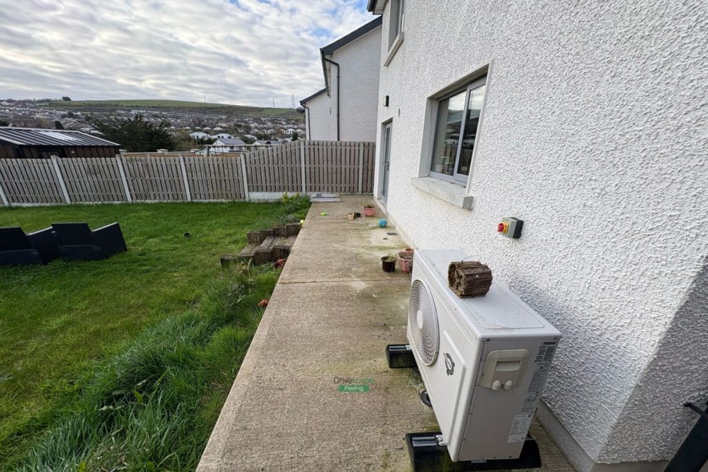 Porcelain Tiled Patio with Connemara Walling in Wicklow (2)
