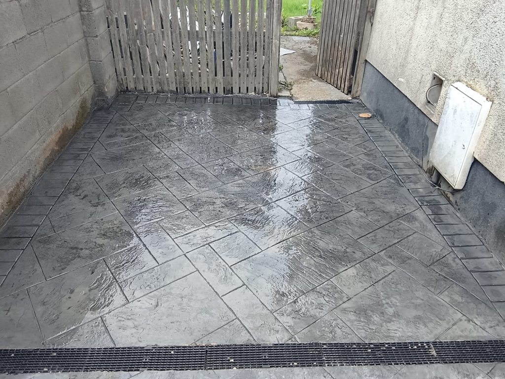 Platinum Grey Ashley Slate Imprint Concrete Driveway in Kilcullen, Co. Kildare (9)