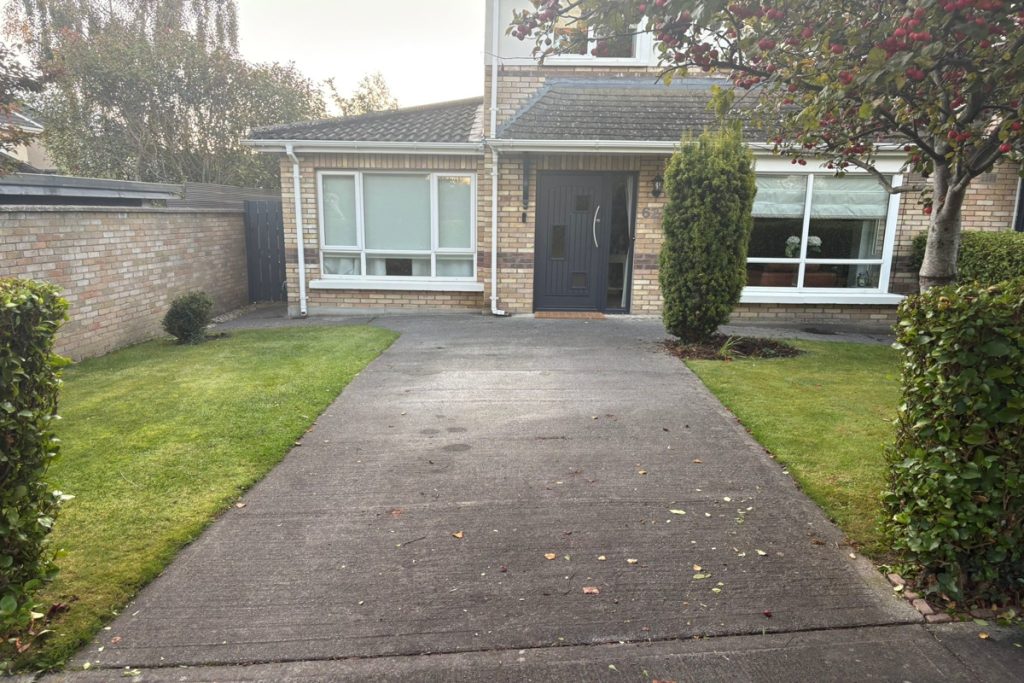 SMA Asphalt Driveway with Gold Granite Cobblestones in Swords, Co. Dublin (2)
