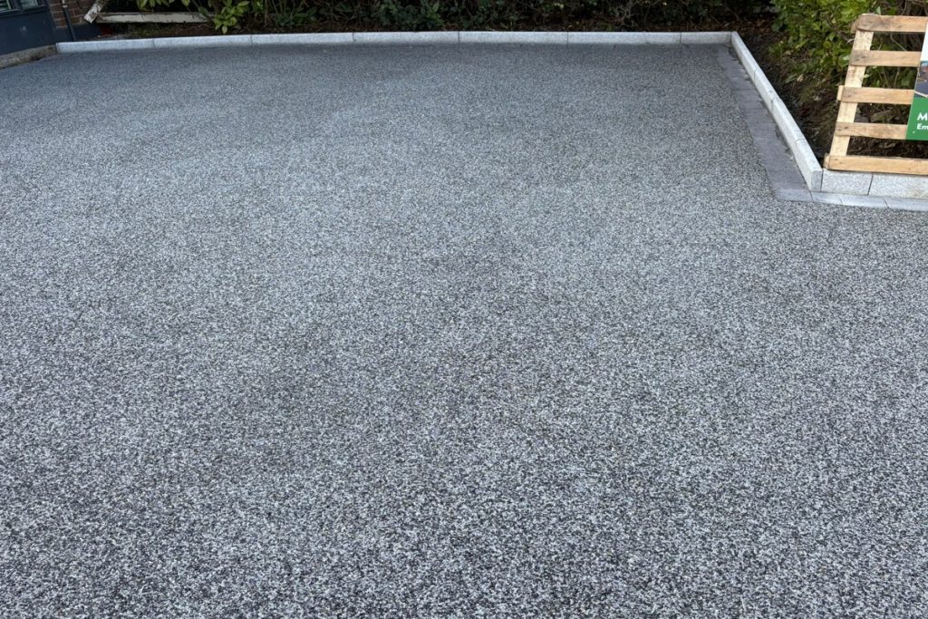 Resin Driveway with Black Granite Features in Portmarnock, Dublin (7)