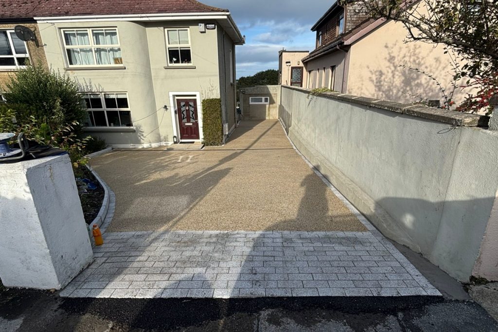 Resin Driveway with Granite Detailing and Drainage in Wicklow Town (6)